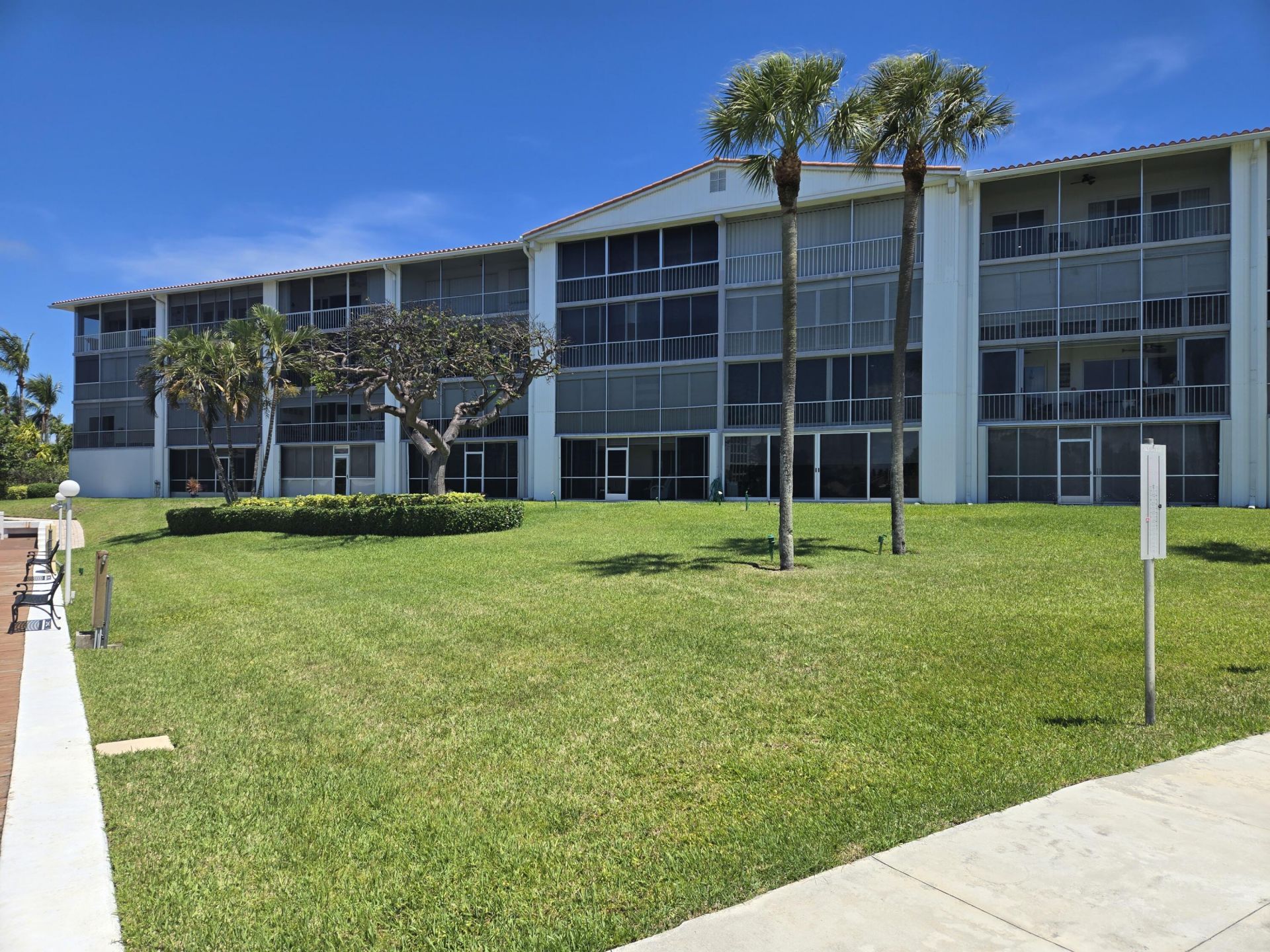 105 NE 19th Avenue, Unit 260, Deerfield Beach, FL 33441 Photo