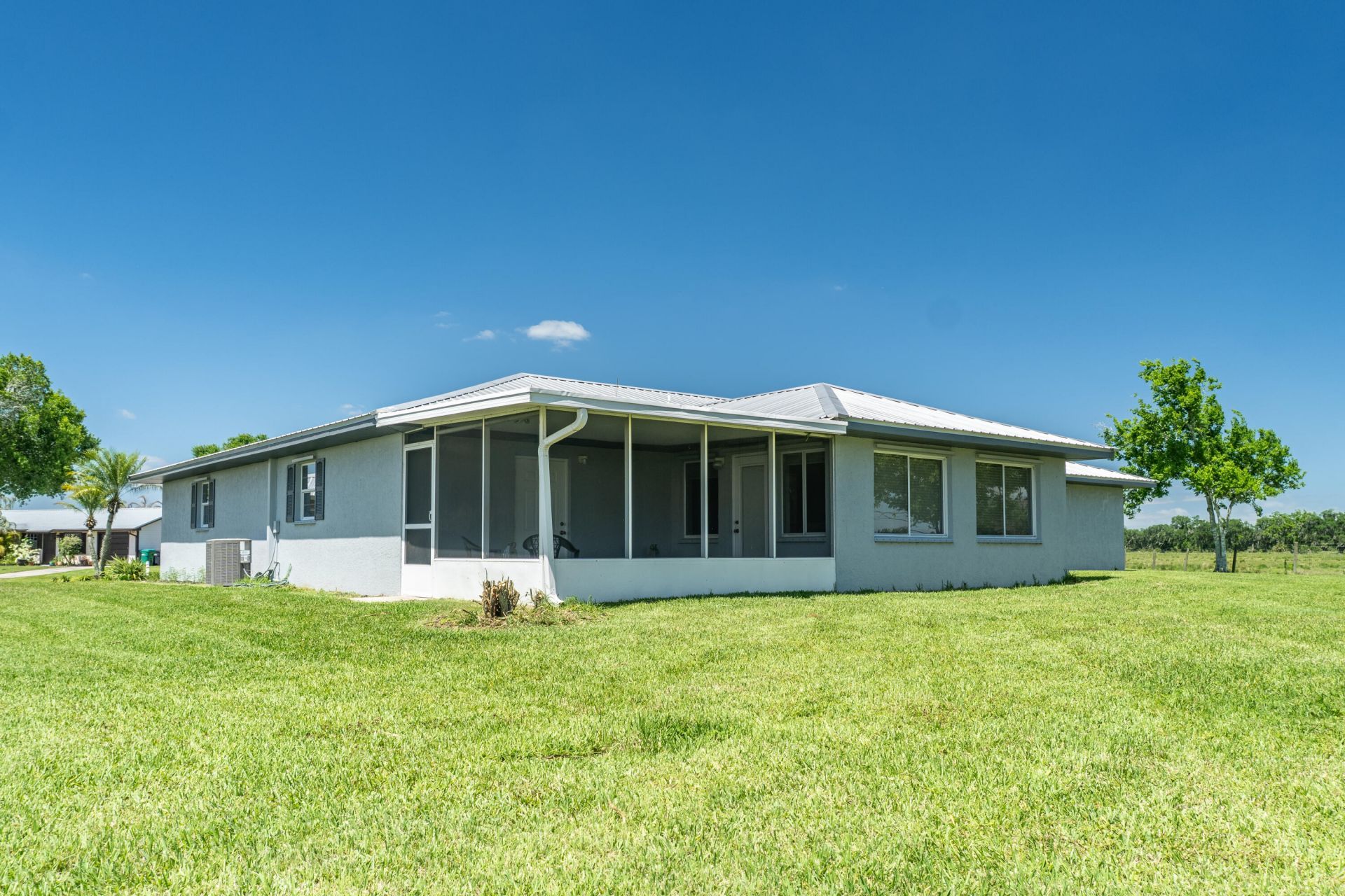 5264 SE 42nd Street, Okeechobee, FL 34974 Photo