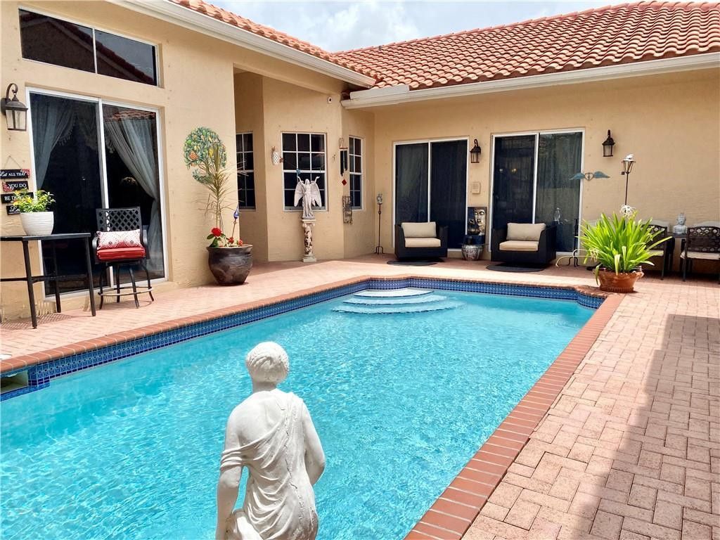 16469 NW 12th Street, Pembroke Pines, FL 33028 Photo