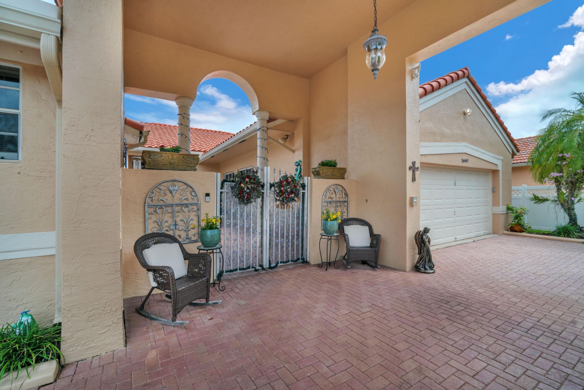 16469 NW 12th Street, Pembroke Pines, FL 33028 Photo