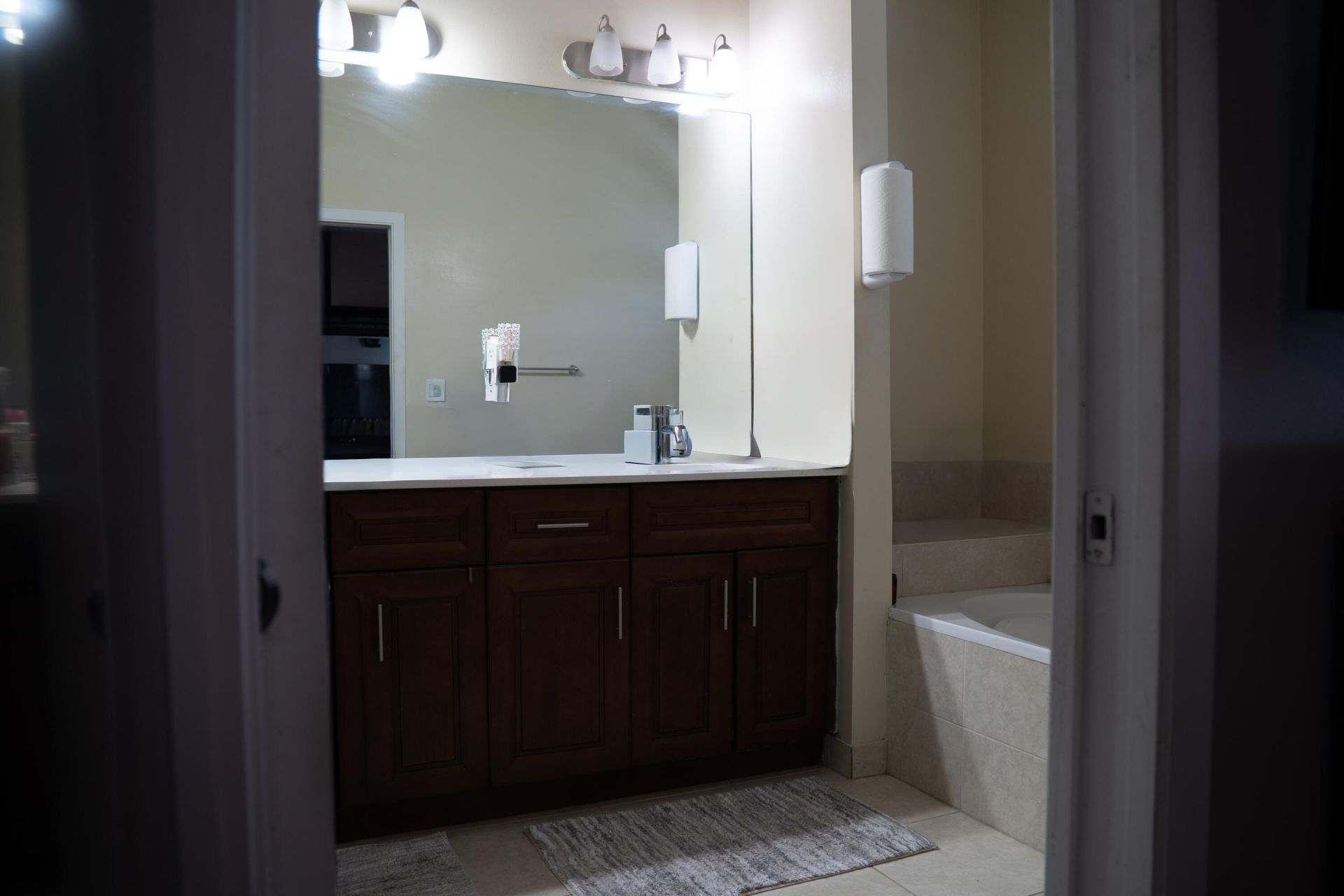 6026 Pine Tree Way, Unit 6026, Riviera Beach, FL 33410 Photo