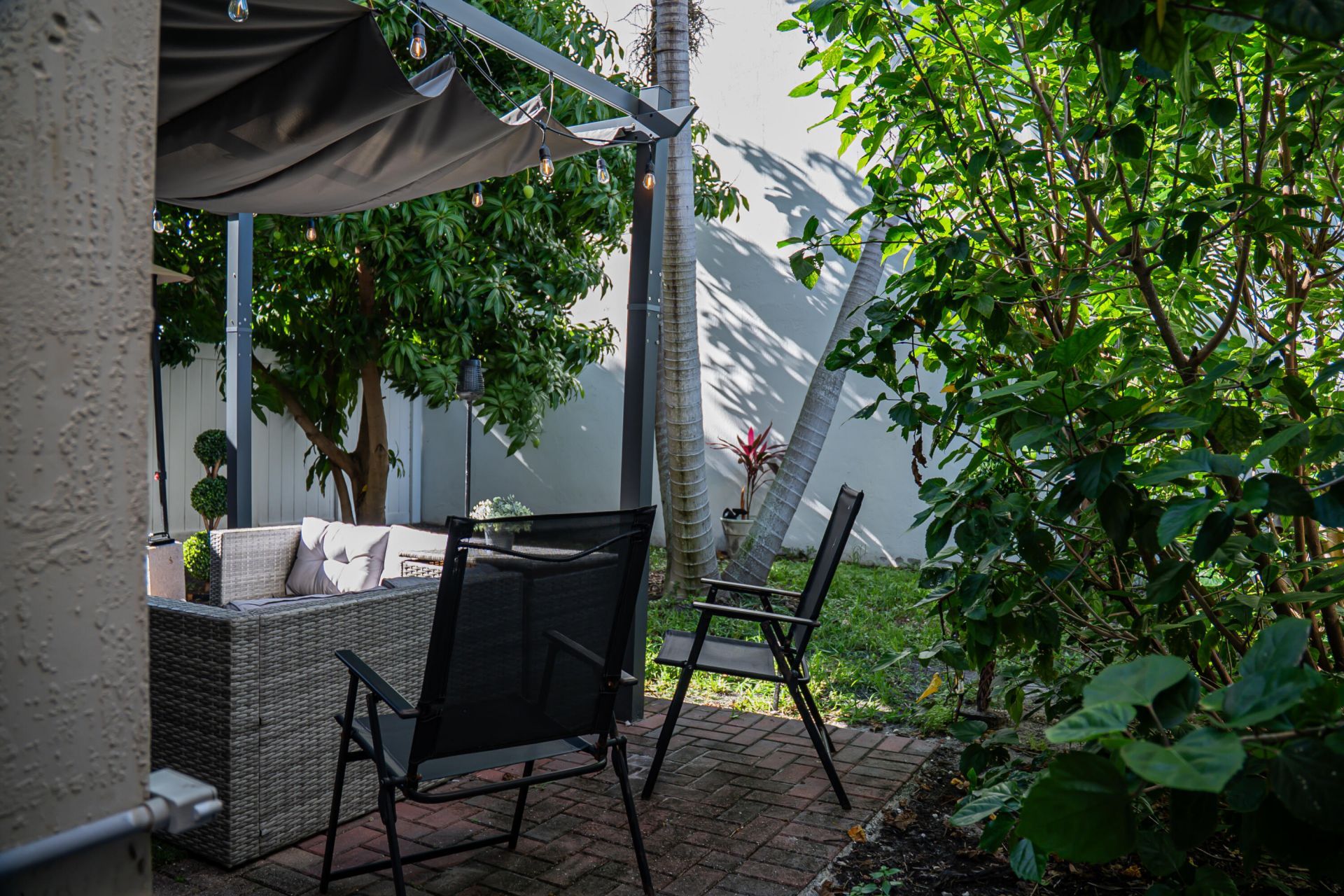 6026 Pine Tree Way, Unit 6026, Riviera Beach, FL 33410 Photo