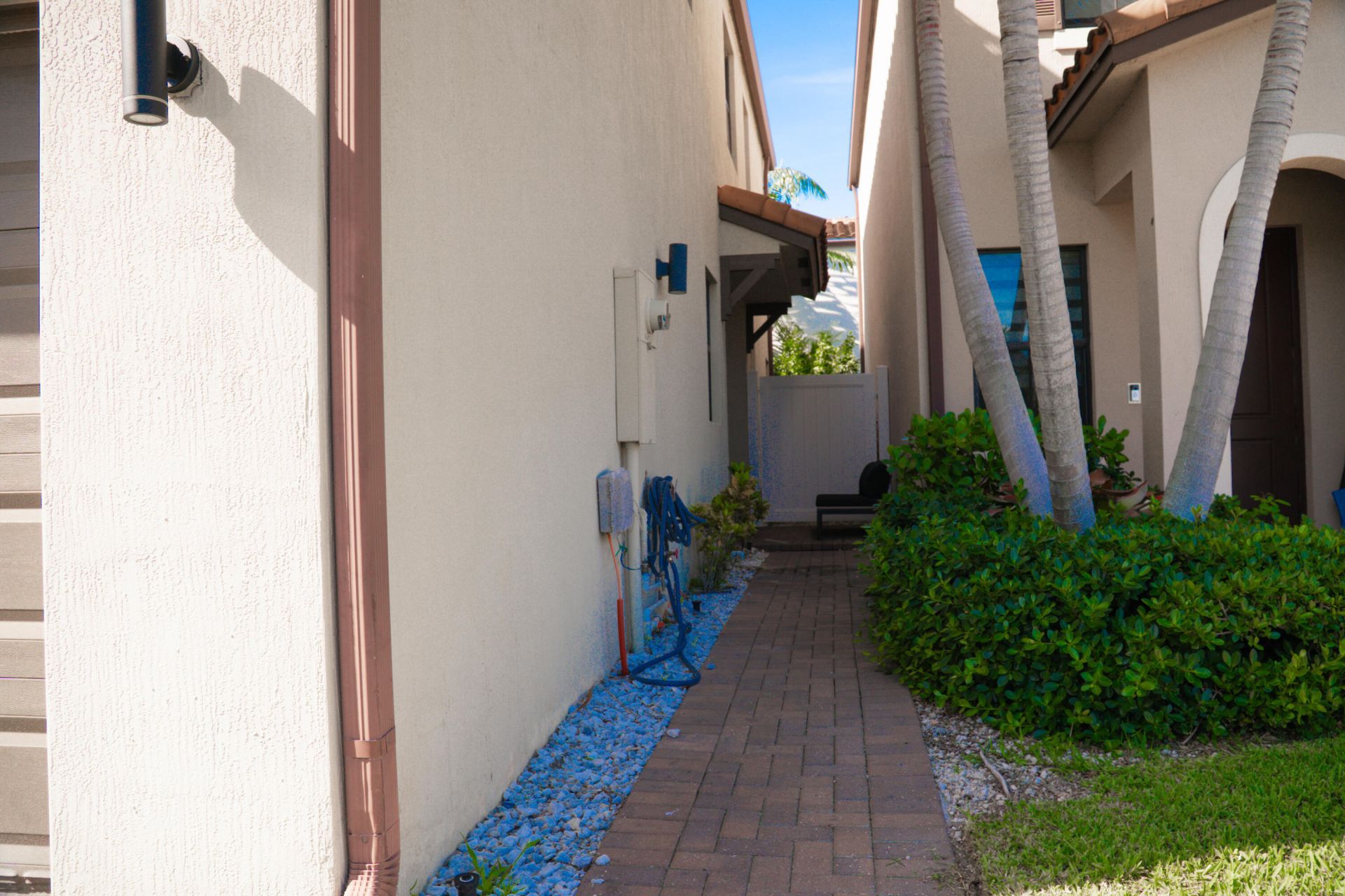 6026 Pine Tree Way, Unit 6026, Riviera Beach, FL 33410 Photo