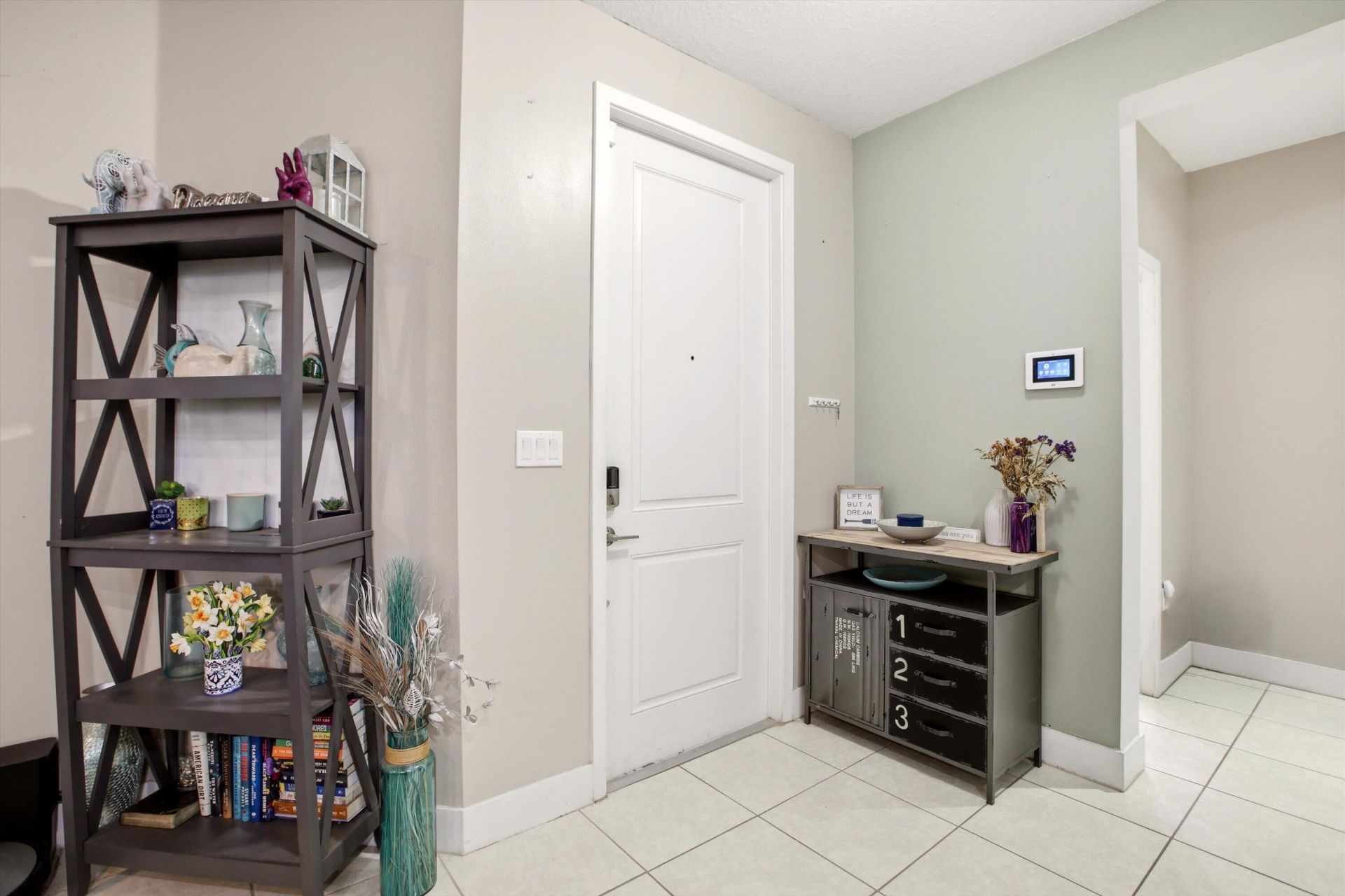 6026 Pine Tree Way, Unit 6026, Riviera Beach, FL 33410 Photo