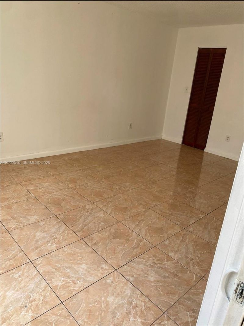 14201 N Kendall Dr, Unit 407D, Miami, FL 33186 Photo