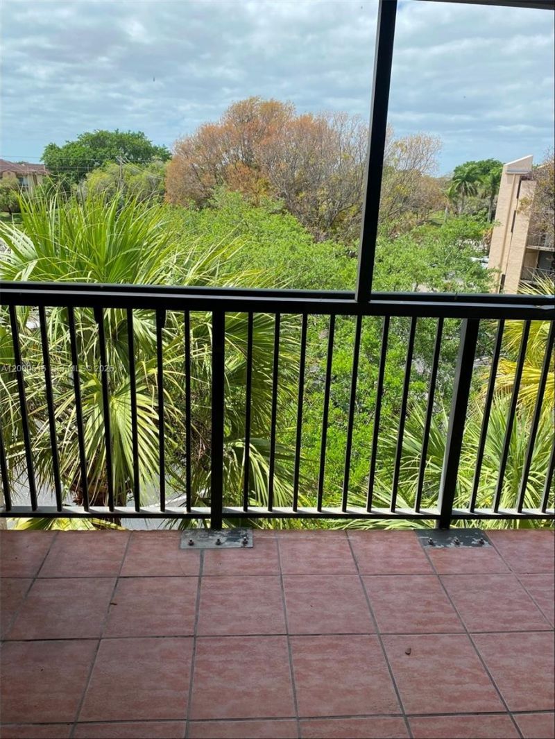 14201 N Kendall Dr, Unit 407D, Miami, FL 33186 Photo