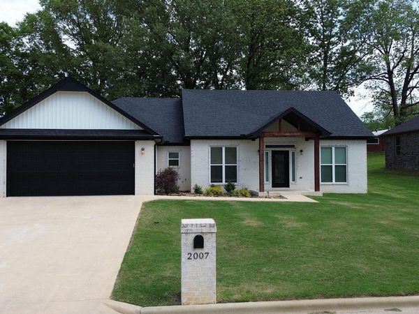 2007 N. 29th Street , Paragould, AR 72450