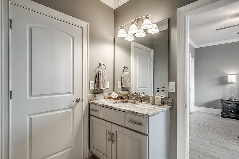 8172 Wacobee Dr. Photo 29