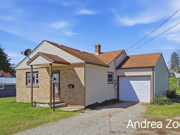 471 Fourth Avenue, Lake Odessa, MI 48849