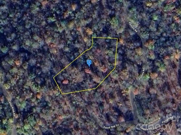 541 Pasture Road , Glenville, NC 28736