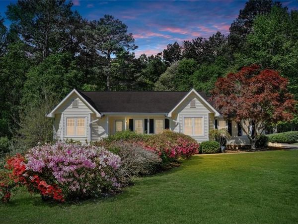 129 Landover Drive , Stockbridge, GA 30281