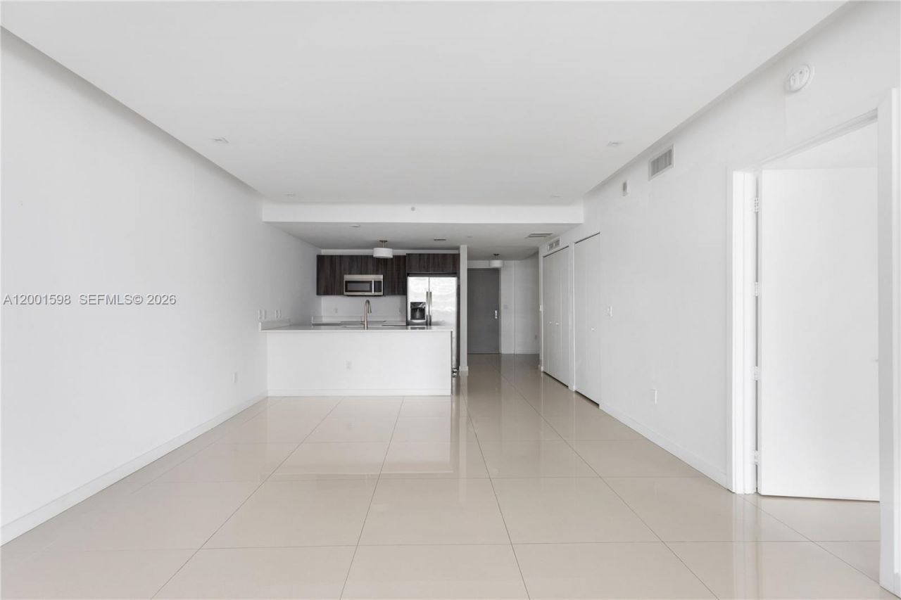 488 NE 18th St, Unit 1807, Miami, FL 33132 Photo