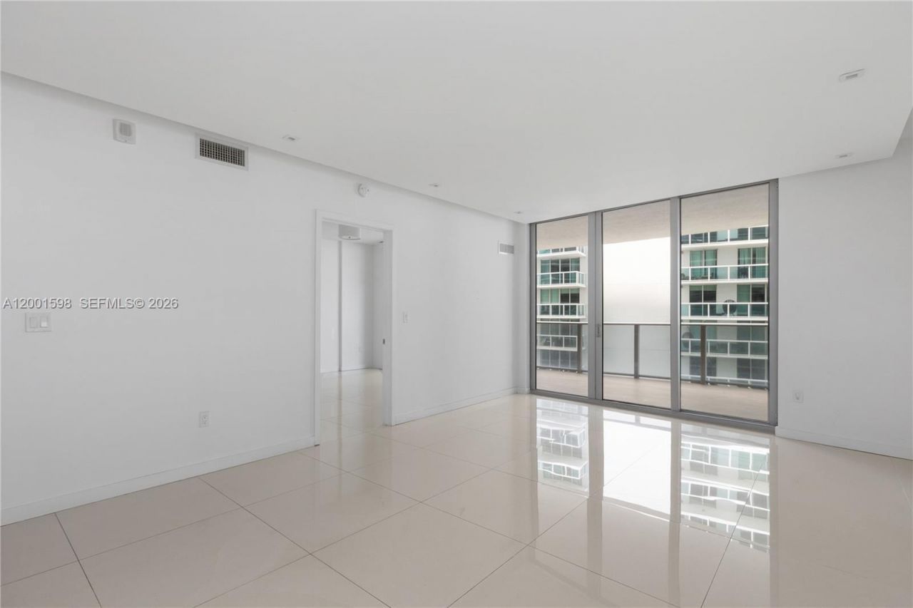 488 NE 18th St, Unit 1807, Miami, FL 33132 Photo