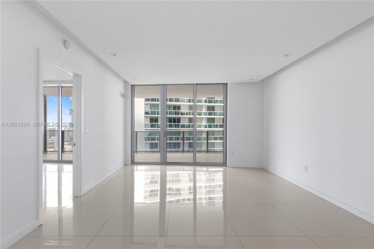 488 NE 18th St, Unit 1807, Miami, FL 33132 Photo