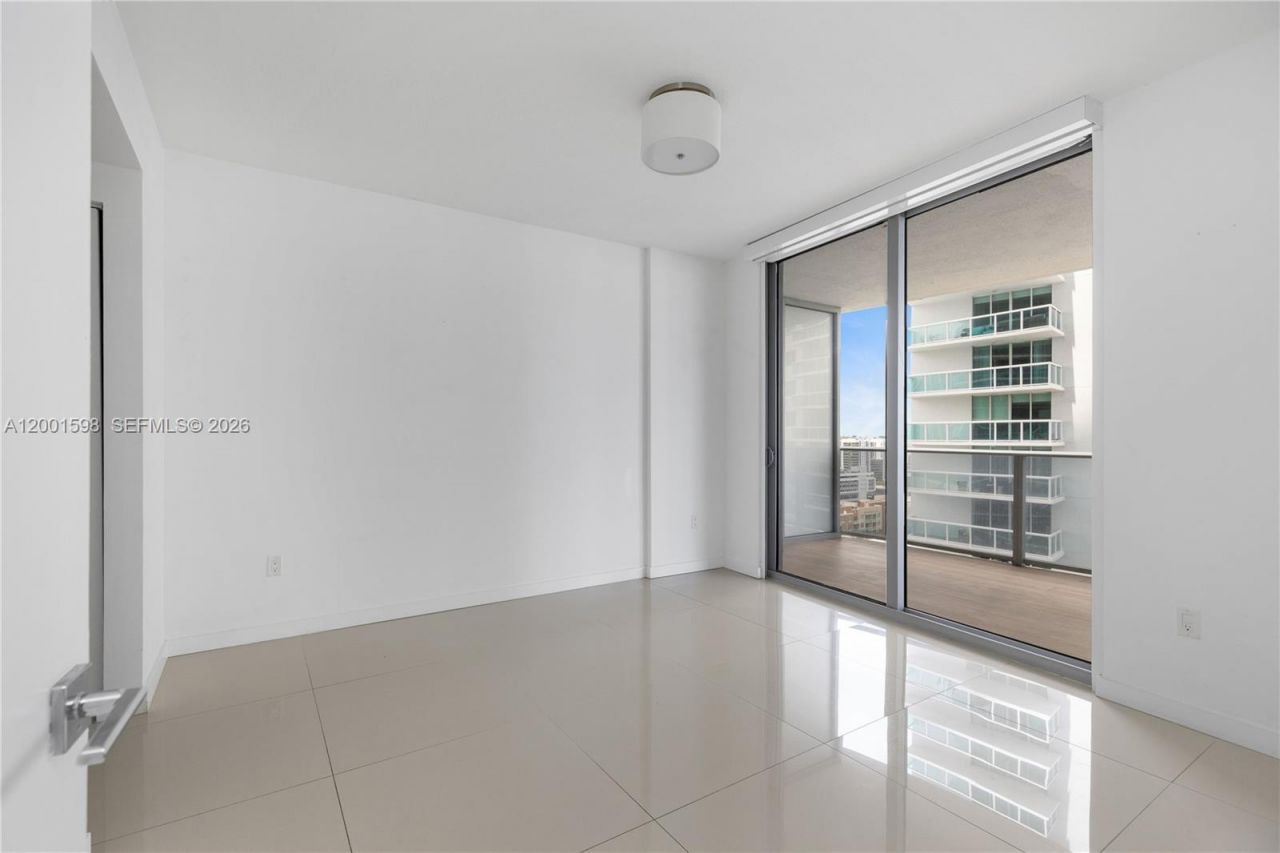 488 NE 18th St, Unit 1807, Miami, FL 33132 Photo