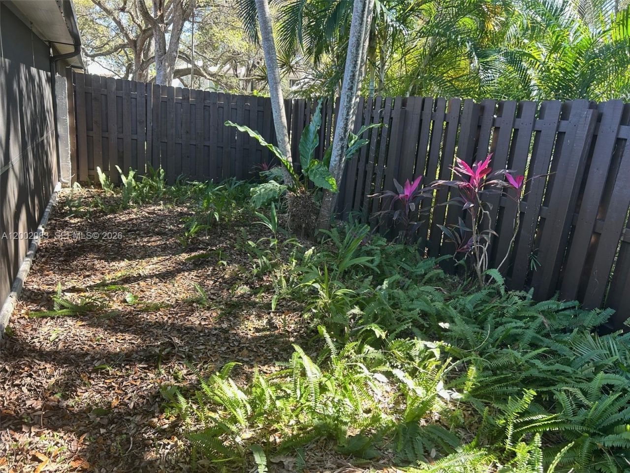 1540 NW 98th Ter, Pembroke Pines, FL 33024 Photo