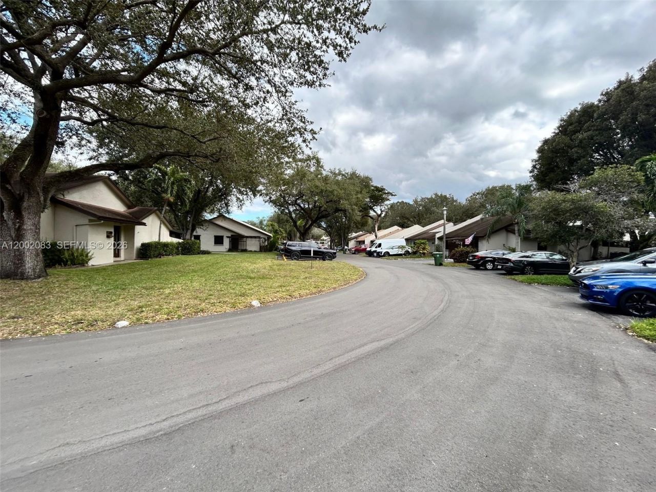 1540 NW 98th Ter, Pembroke Pines, FL 33024 Photo