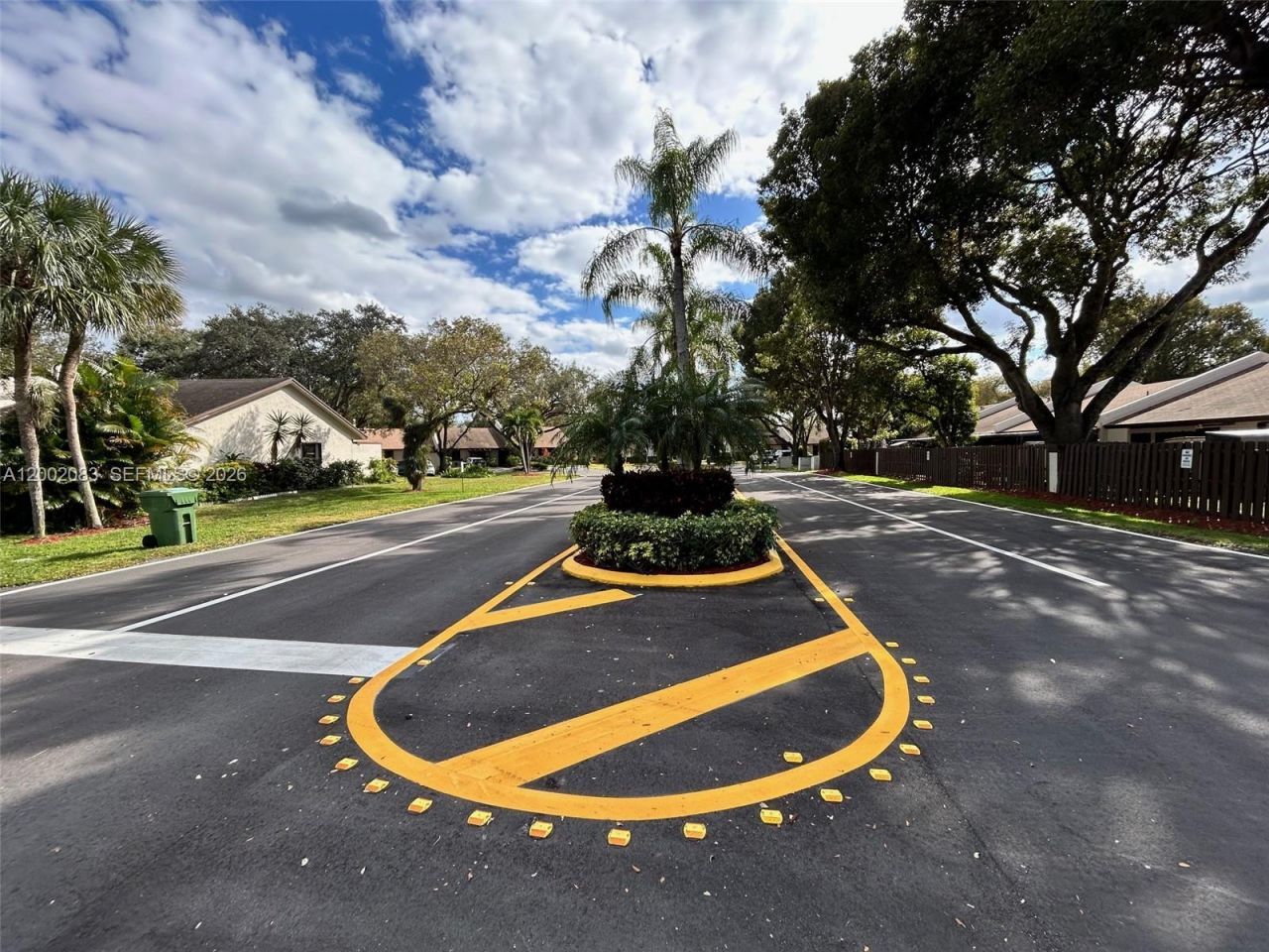 1540 NW 98th Ter, Pembroke Pines, FL 33024 Photo