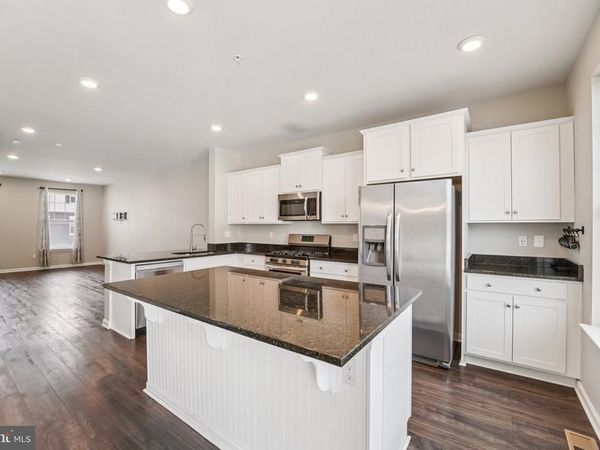 2070 HINSHAW DRIVE, ODENTON, MD 21113