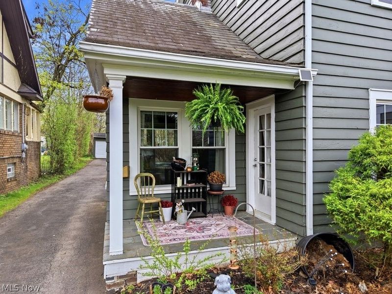 3154 E Overlook Road, Cleveland Heights, OH 44118 Photo 2