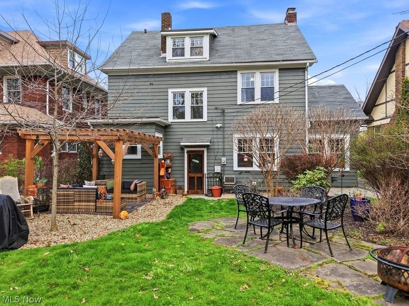 3154 E Overlook Road, Cleveland Heights, OH 44118 Photo 5