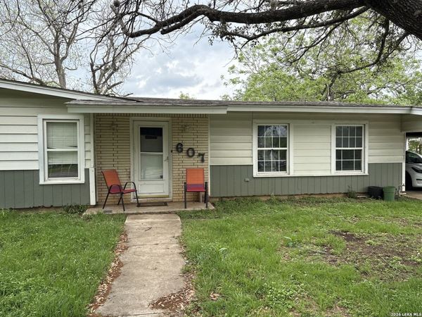 607 CONWAY DR, San Marcos, TX 78666