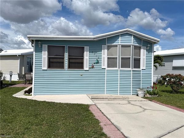 4710 Pilgrims WAY W, ESTERO, FL 33928