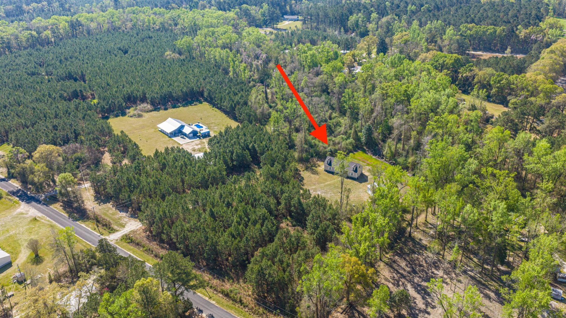 380 Rhode Drive Photo 43