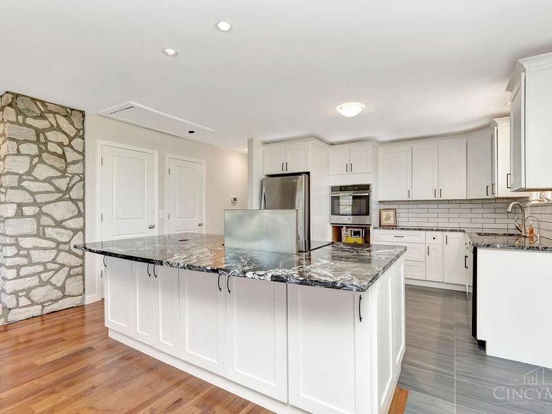 6203 Taylor Road, Green Township, OH 45248 Photo 14