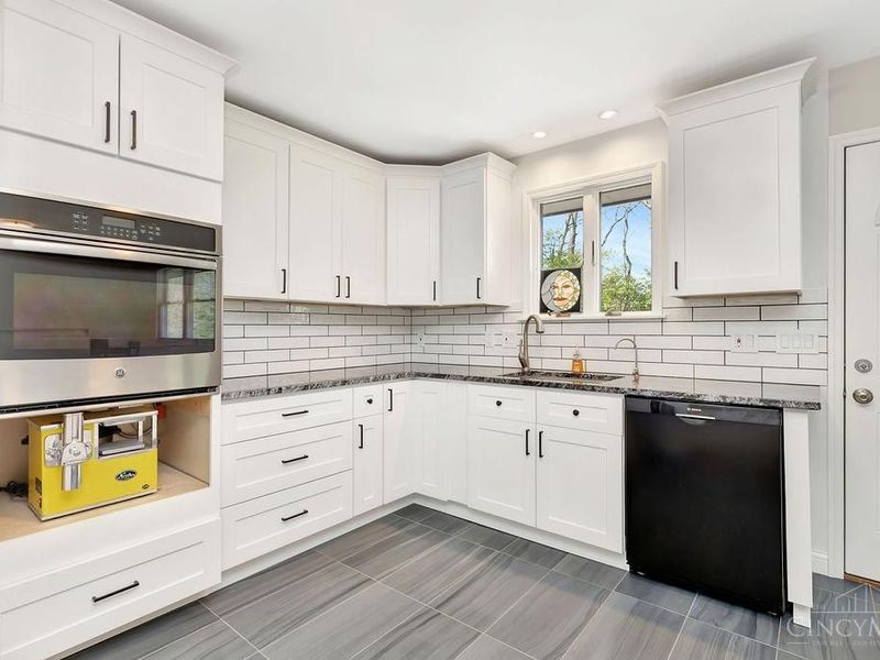 6203 Taylor Road, Green Township, OH 45248 Photo 16