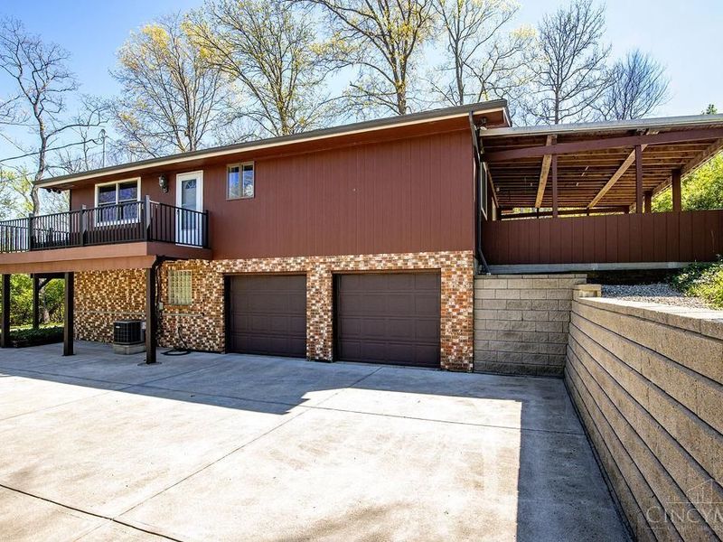 6203 Taylor Road, Green Township, OH 45248 Photo 3