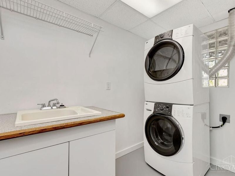 6203 Taylor Road, Green Township, OH 45248 Photo 8