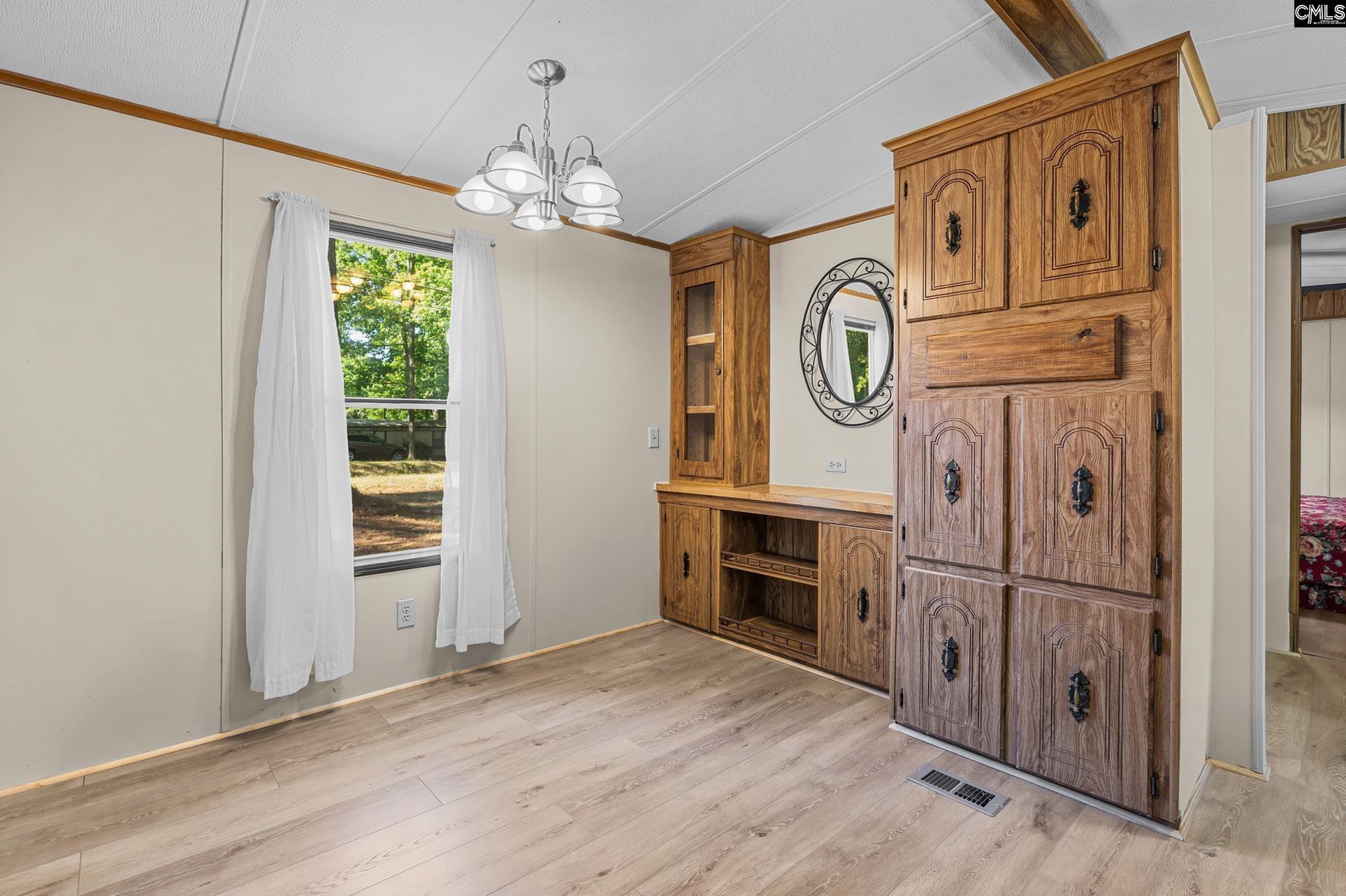 1107 Sandalwood Photo 10