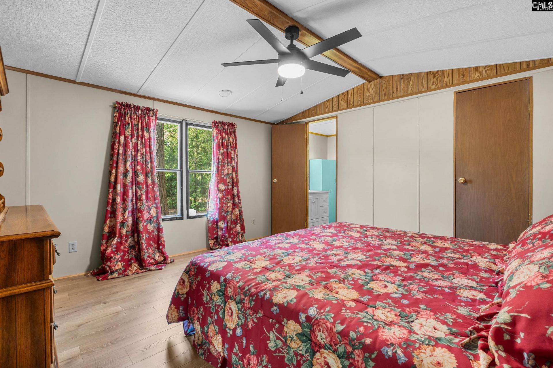 1107 Sandalwood Photo 11