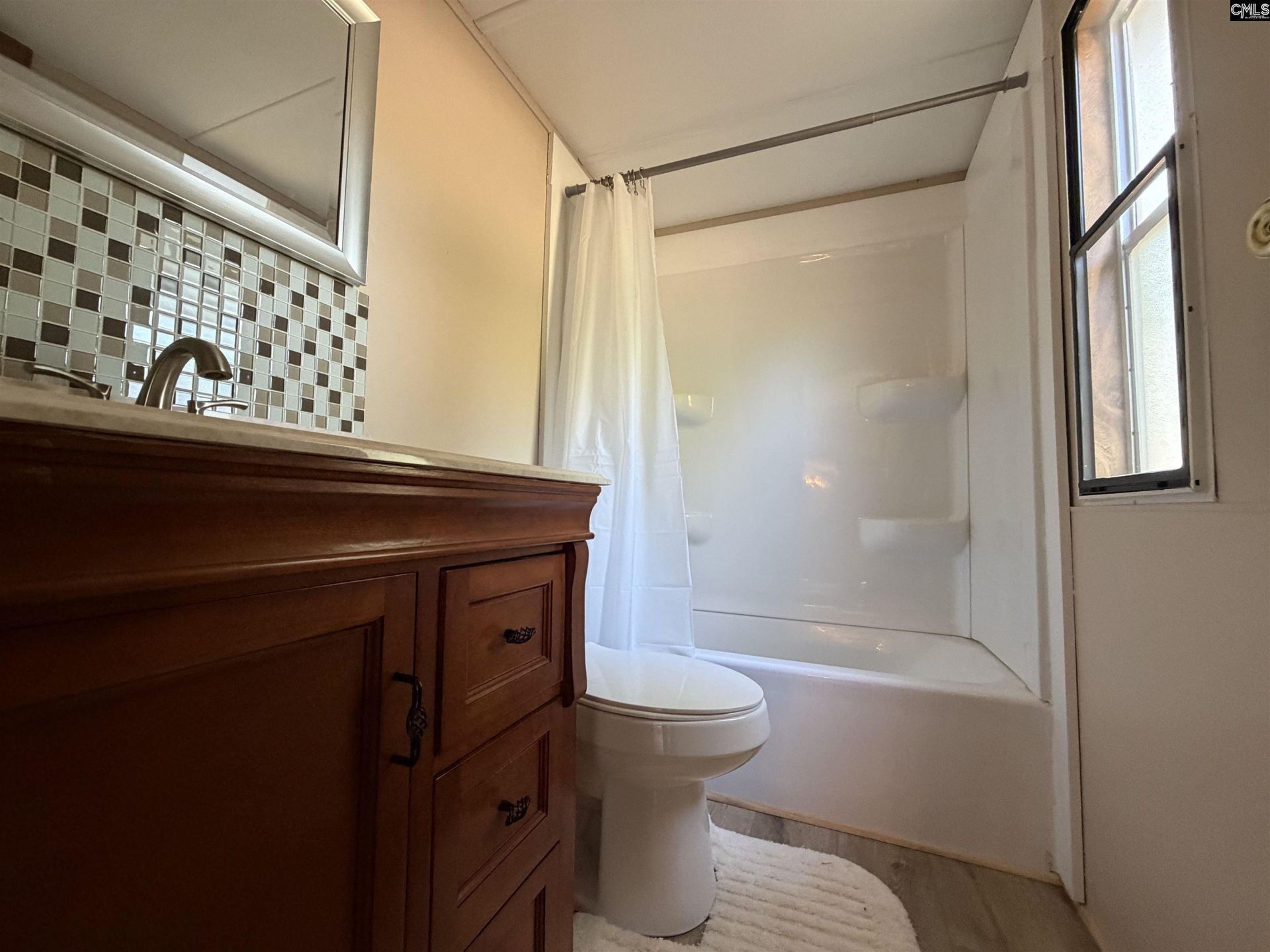 1107 Sandalwood  Photo 14