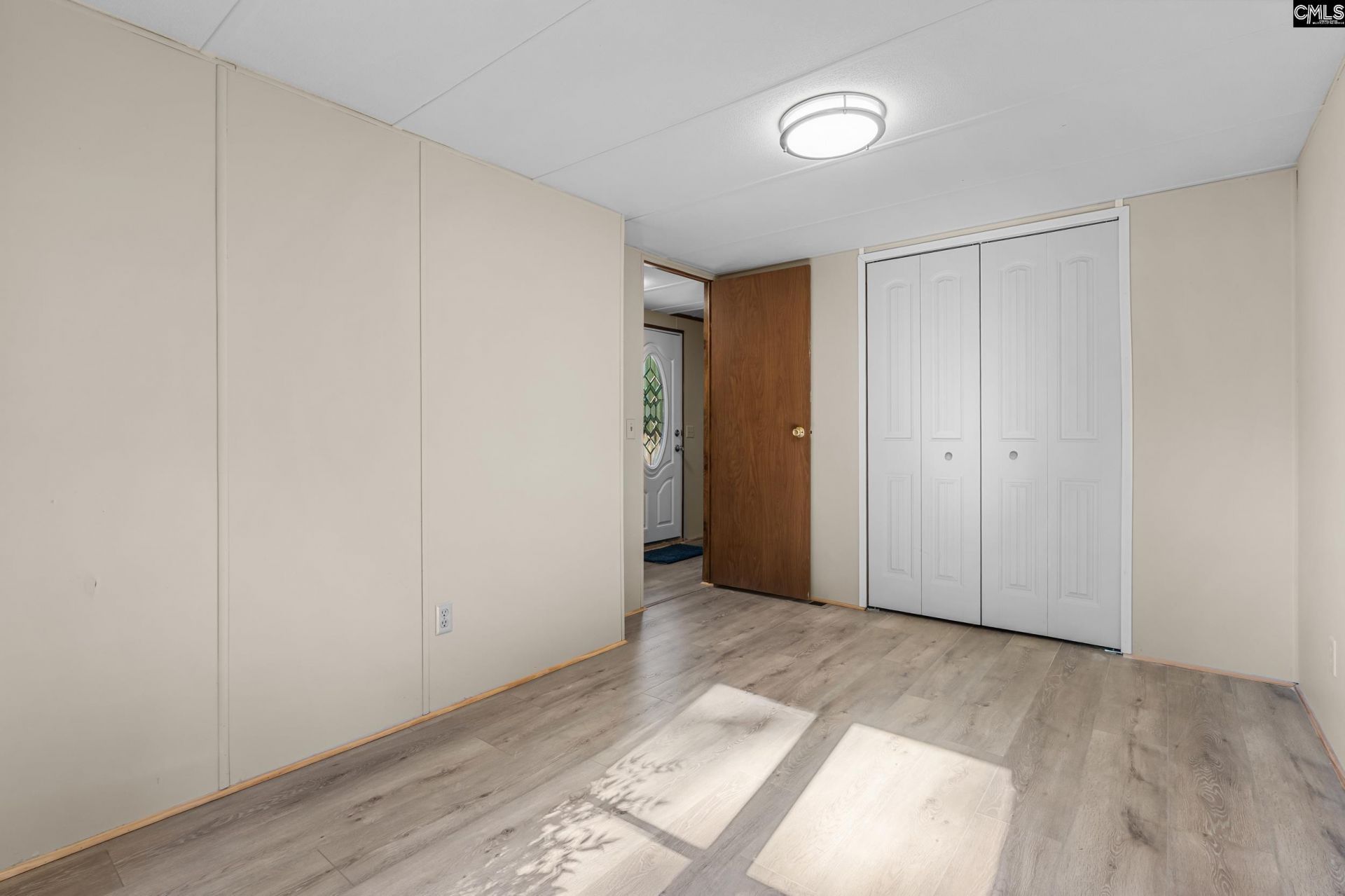 1107 Sandalwood Photo 16