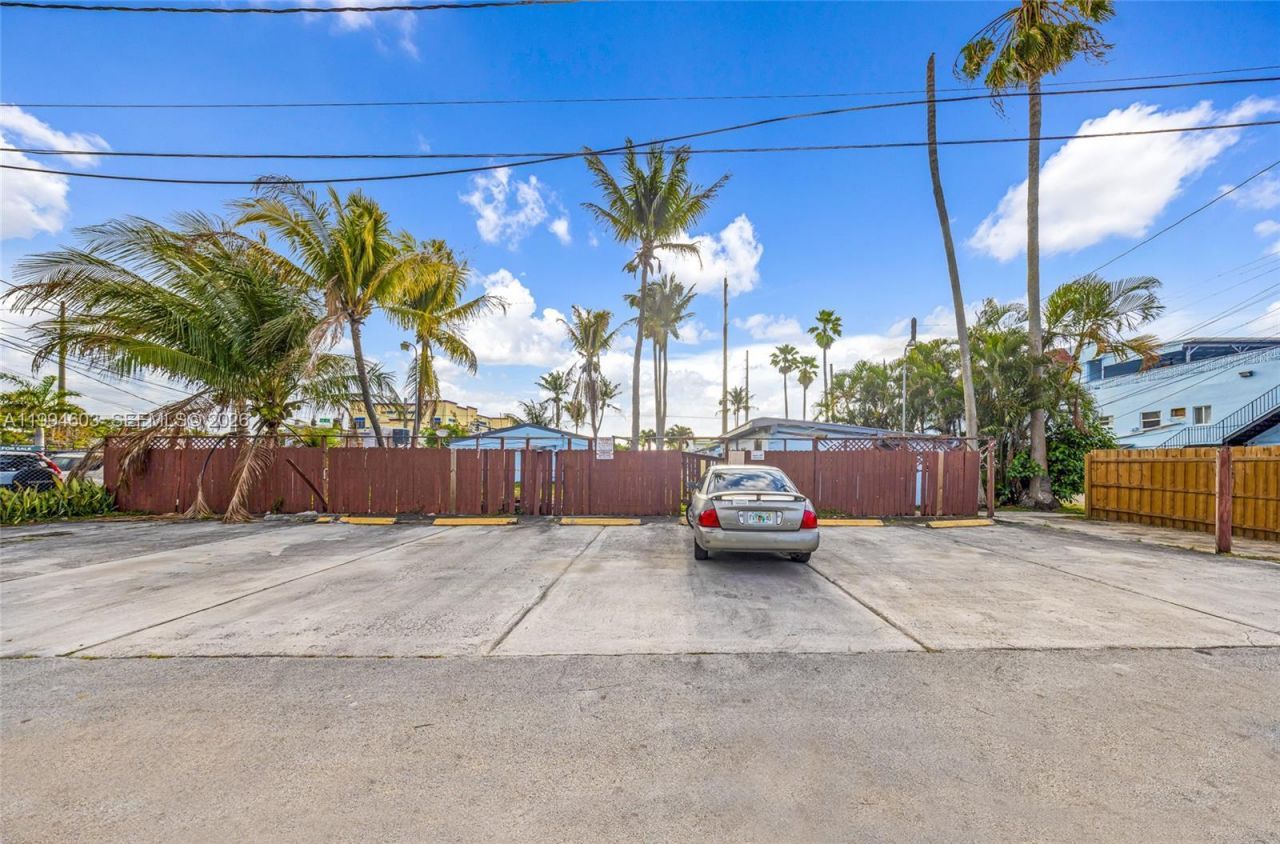 1610 N Dixie Hwy, Unit 1-48, Hollywood, FL 33020 Photo