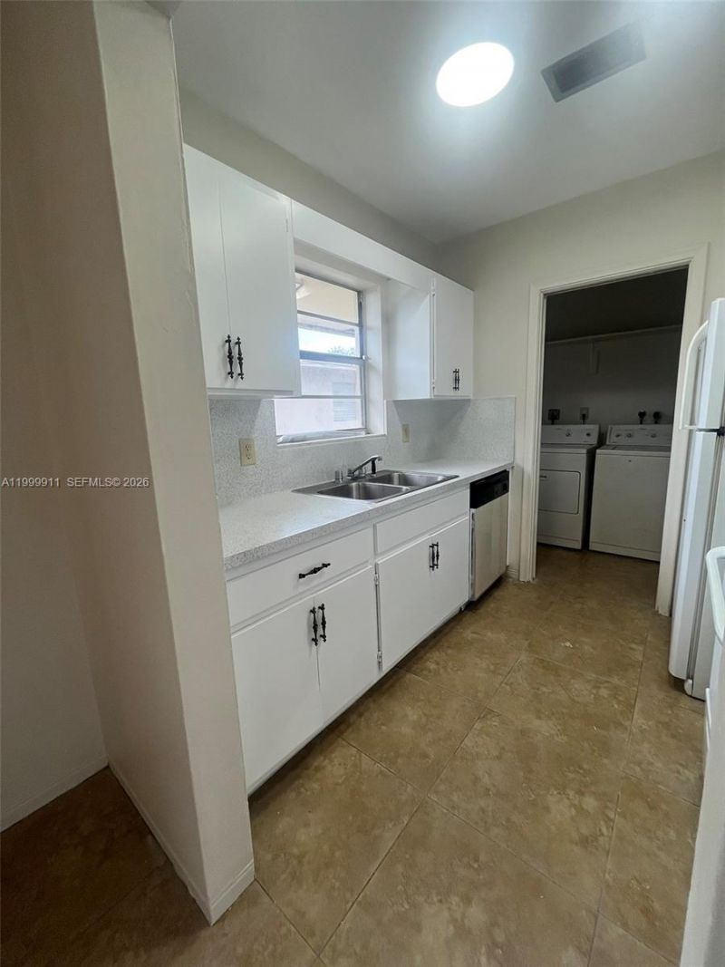 5706 Lincoln St, Hollywood, FL 33021 Photo