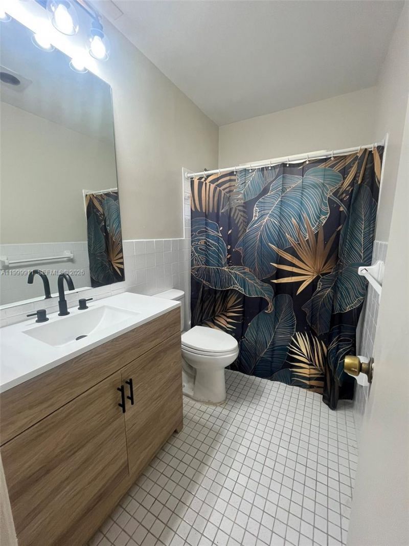 5706 Lincoln St, Hollywood, FL 33021 Photo
