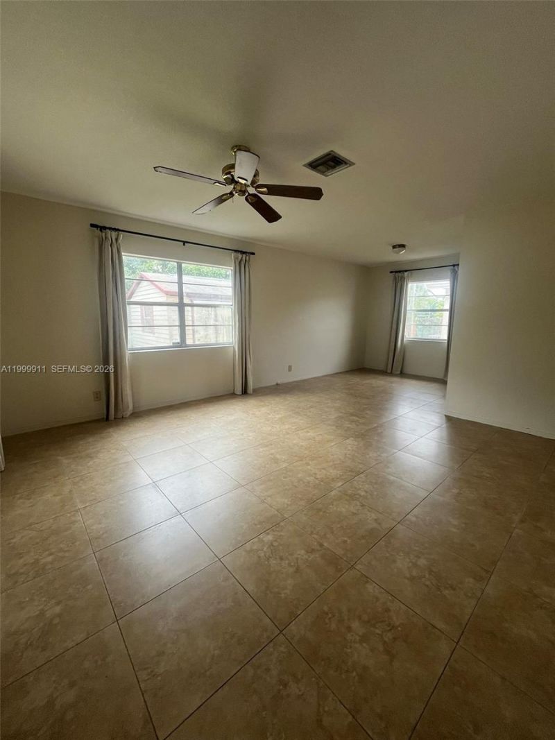 5706 Lincoln St, Hollywood, FL 33021 Photo