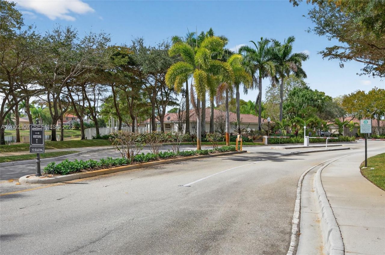 1956 Pisces Ter, Unit 1956, Weston, FL 33327 Photo