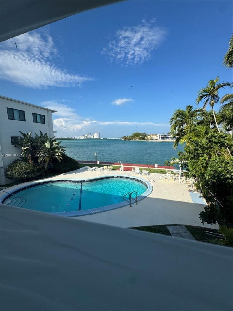 10281 E Bay Harbor Dr, Unit C2, Bay Harbor Islands, FL 33154 Photo