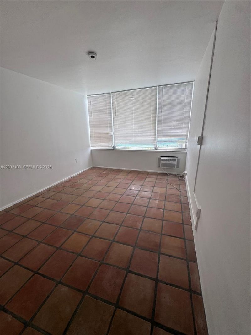 10281 E Bay Harbor Dr, Unit C2, Bay Harbor Islands, FL 33154 Photo
