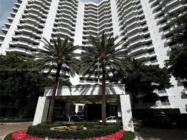 3300 NE 192nd St, Unit 1715, Aventura, FL 33180