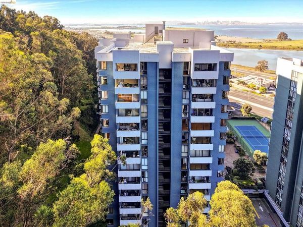 555 Pierce St, Unit 520, Albany, CA 94706