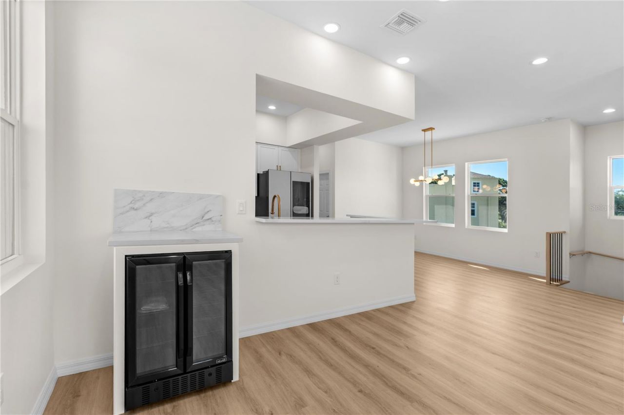 4234 4th Street S, Saint Petersburg, FL 33705 Photo