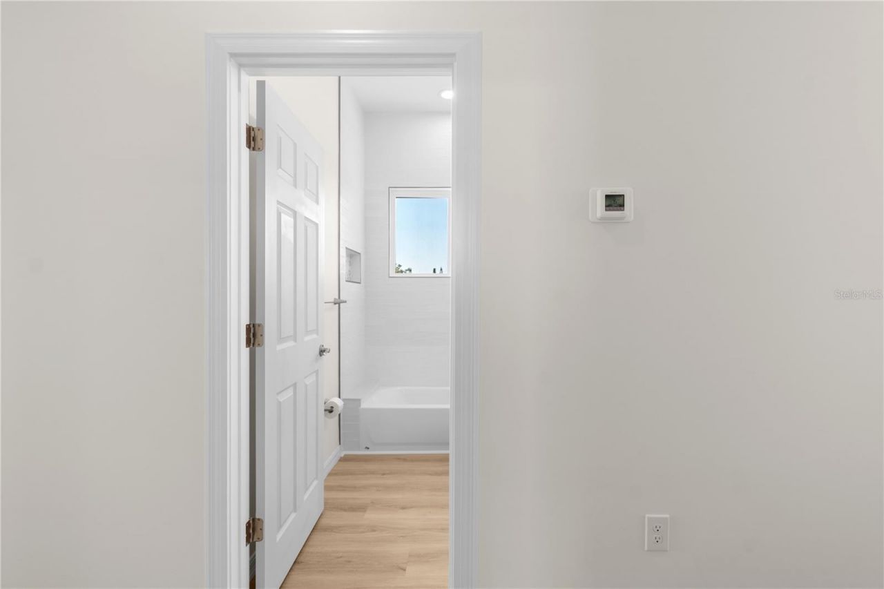 4234 4th Street S, Saint Petersburg, FL 33705 Photo