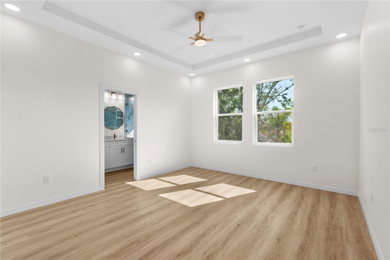 4234 4th Street S, Saint Petersburg, FL 33705 Photo
