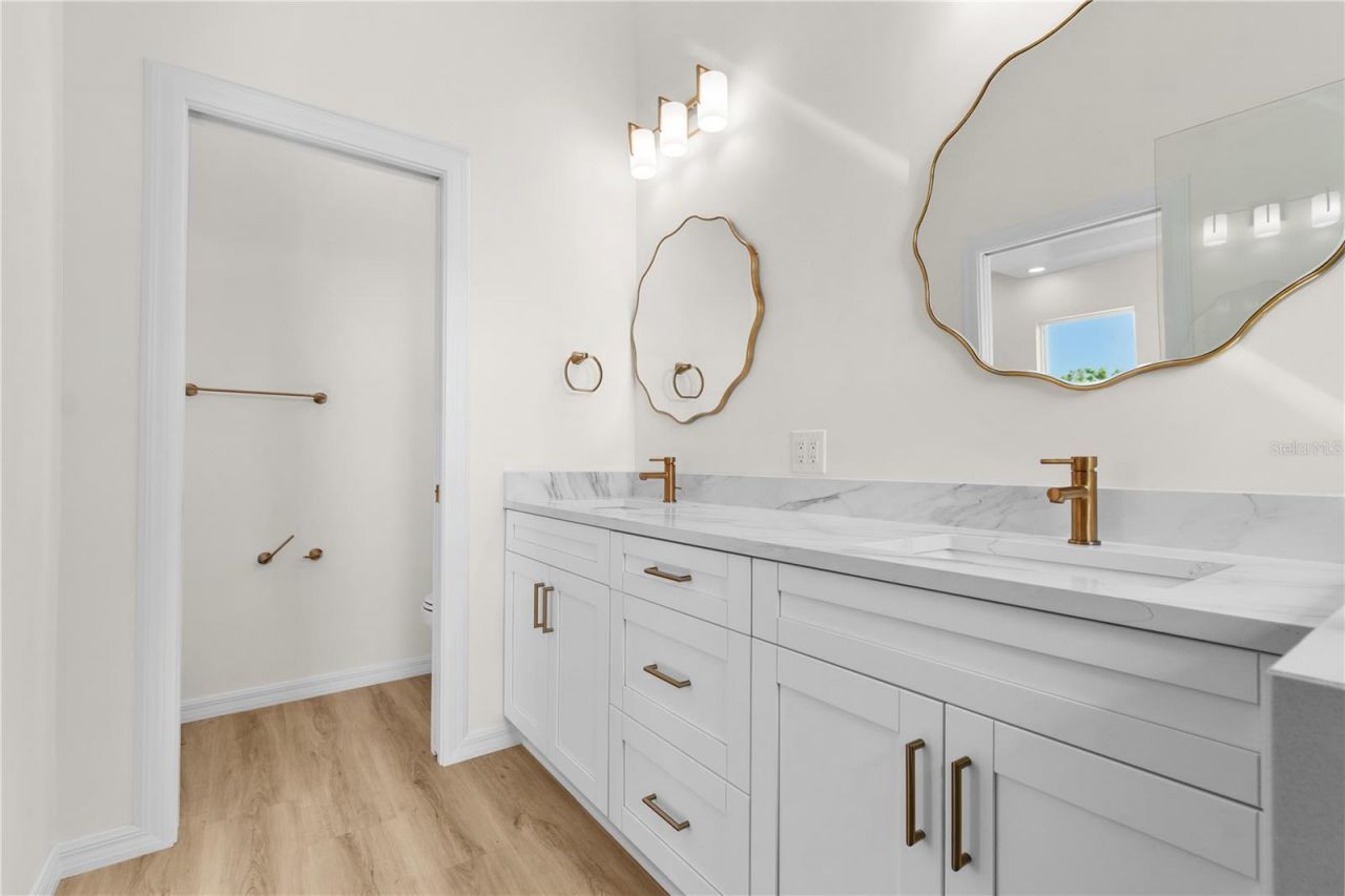 4234 4th Street S, Saint Petersburg, FL 33705 Photo