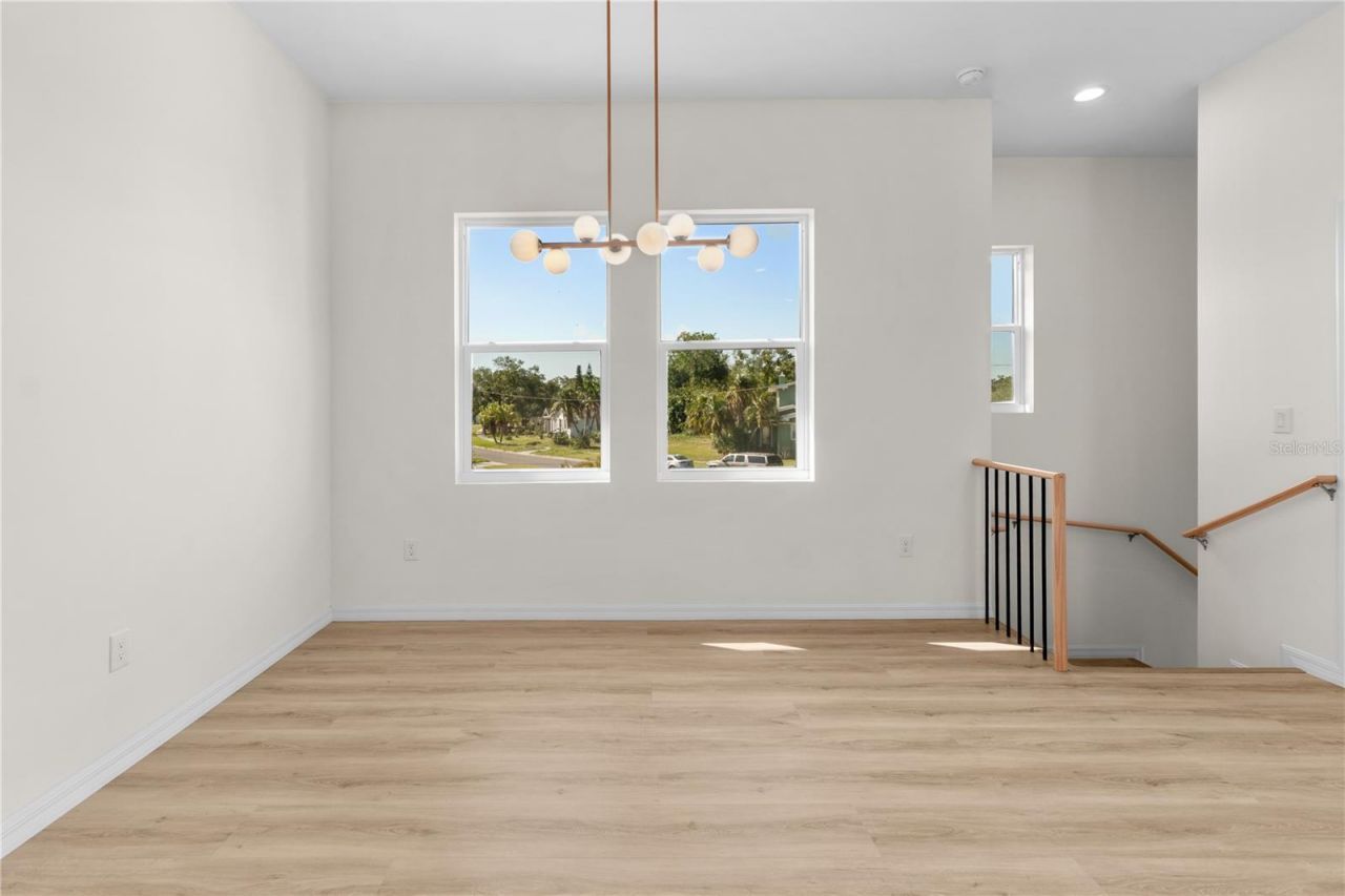 4234 4th Street S, Saint Petersburg, FL 33705 Photo
